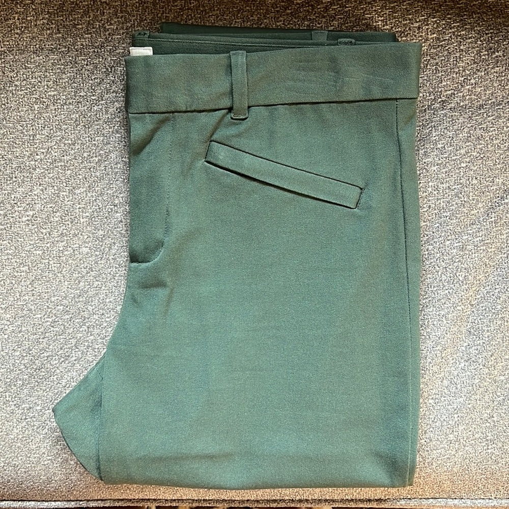 GAP Women’s Skinny Ankle Pant